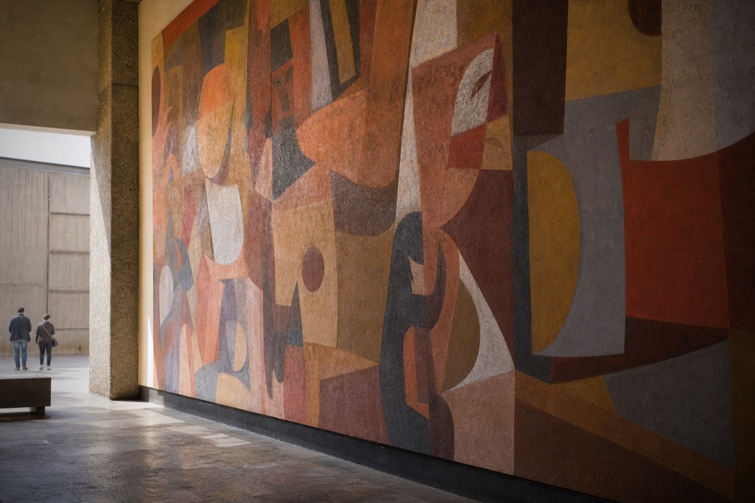 Rivera, Orozco and Siqueiros murals lining the upper floor of the Palacio de Bellas Artes